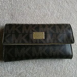 Authentic Michael Kors Wallet